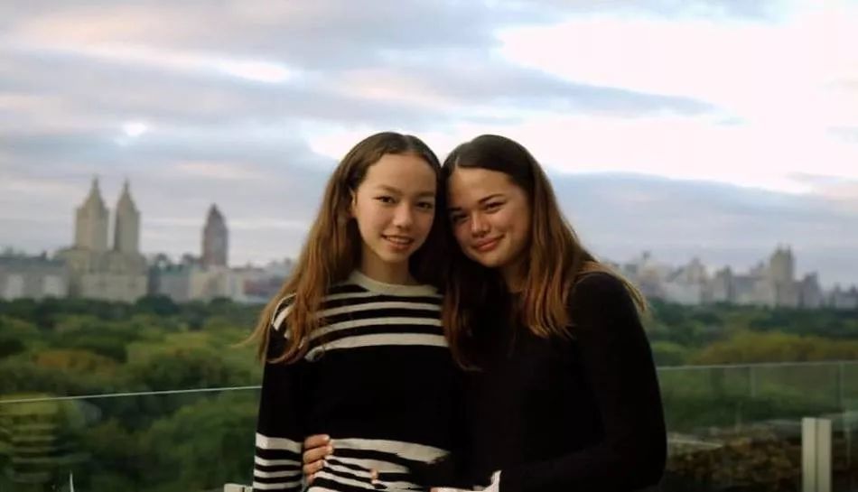 刘玉玲vs邓文迪两个射手座女人的不同命运