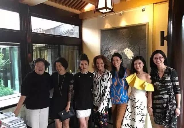 刘玉玲vs邓文迪两个射手座女人的不同命运