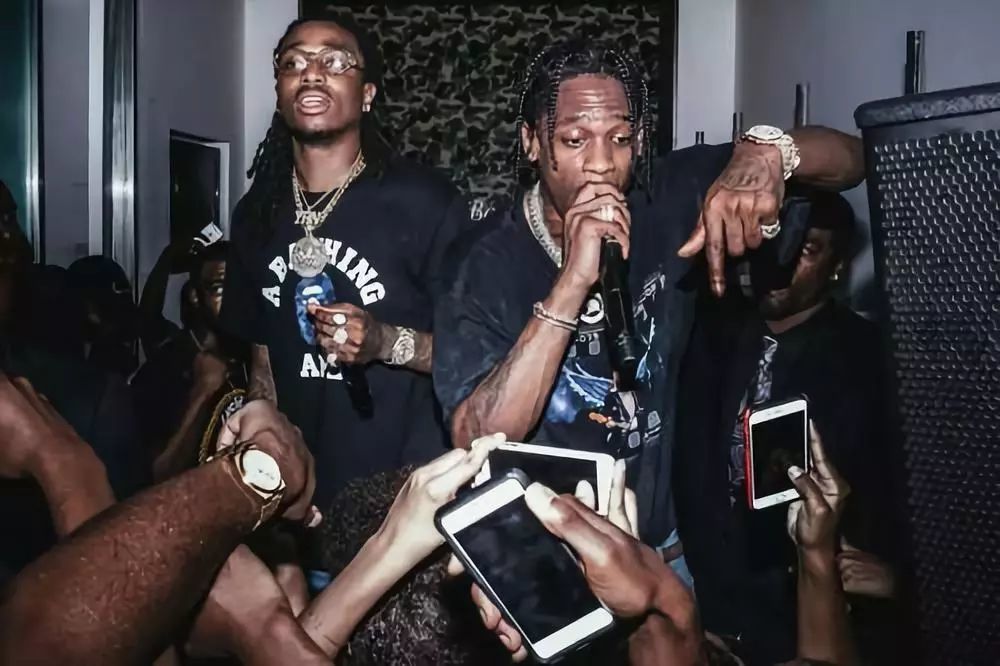 更何况,以黑人青少年为代表的美式街头文化,也早已成为了人类文化