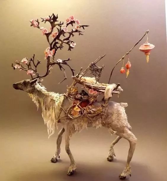 ellen jewett——超现实主义雕塑家