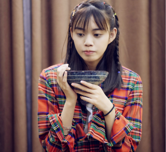 苏见信女儿否认遭生母弃养,打脸老爸:奶奶没有挑拨离间