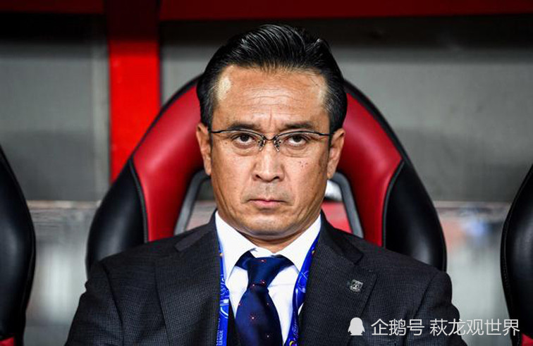 大槻毅 恒大21号伤了25号没穿钉鞋训练排除法推测左后卫是33号 腾讯新闻