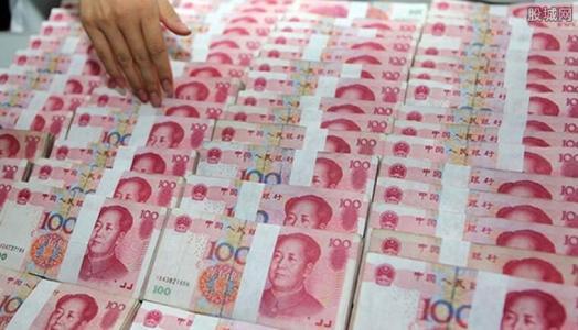 1996年的一万元 相当于现在多少钱 聪明的你有算过吗 腾讯新闻