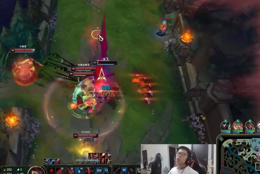 新版本猛禽斗篷被移除,余小C被砍了,再也不能