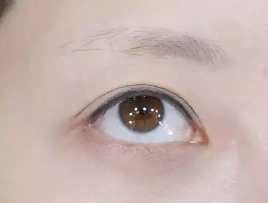 想知道眉毛稀少的人性格是怎么样的吗 腾讯新闻