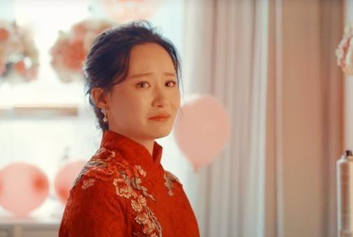 电视剧激荡中女大学生因感动嫁给穷人悲惨结局早已注定