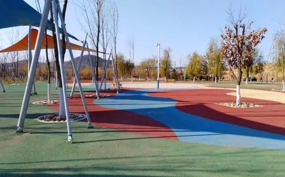 甘井子前关体育公园运动的世界健康的生活