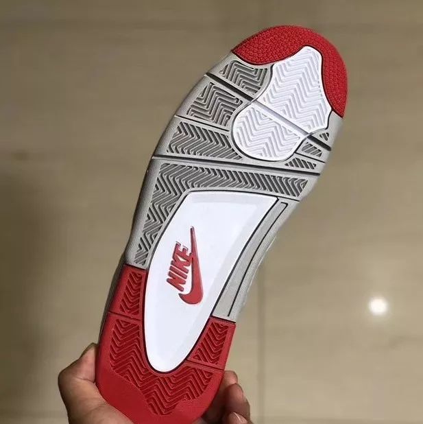 aj4鸳鸯what the 4开箱测评 aj4哪个配色最经典