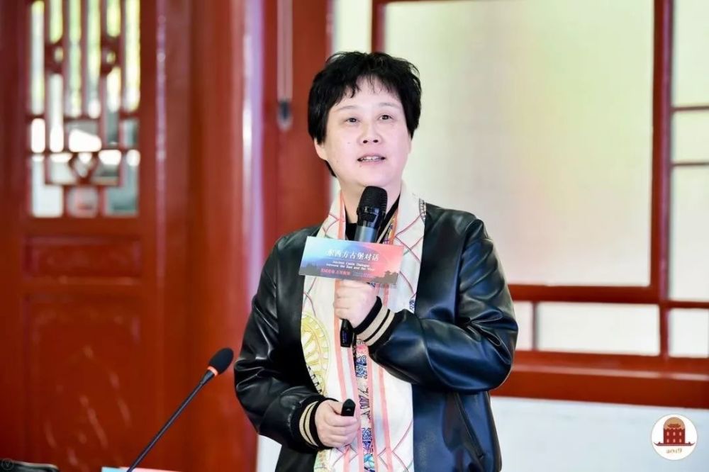 首先,感谢梁市长和科学出版社的邀请.