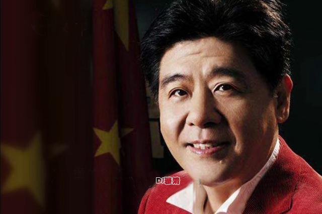 重新认识王洁实,67岁歌唱家性格真幽默,