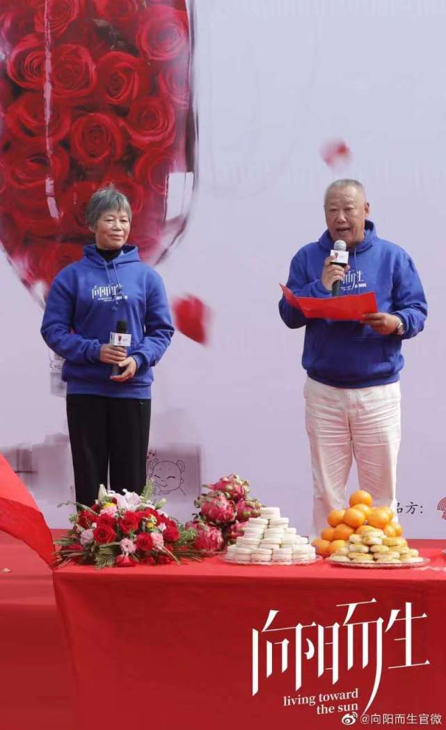 采访过程中熊爸说得最多的话是:"让更多人知道熊顿的精神就够了.