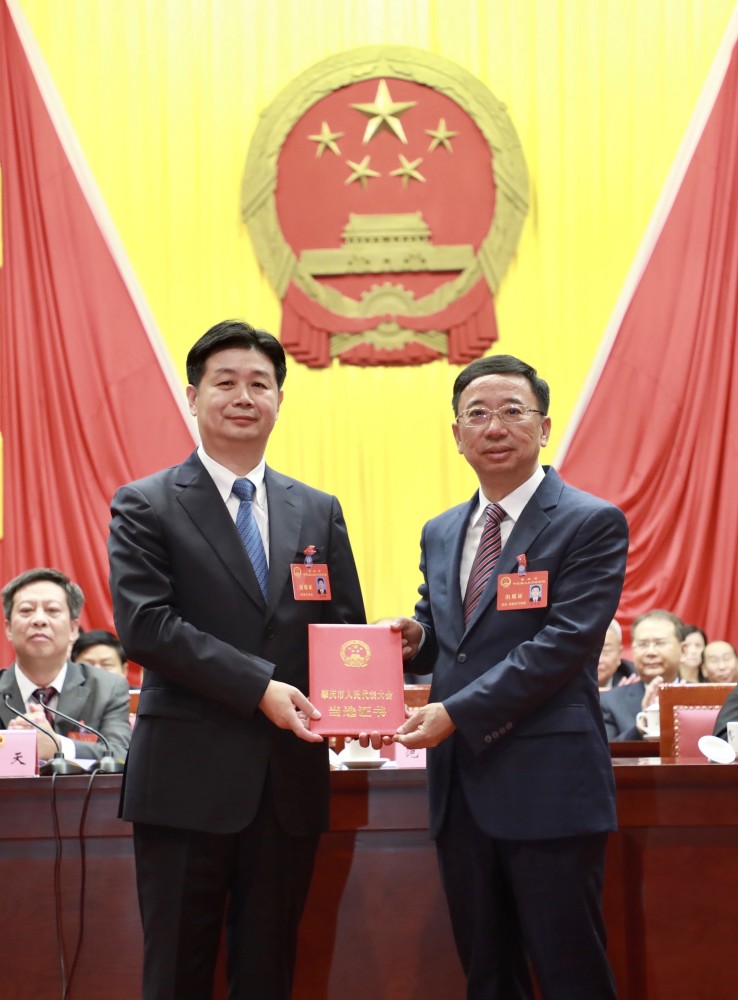 【记者】马喜生 施亮【作者】 马喜生;施亮【来源】 南方报业传媒集团