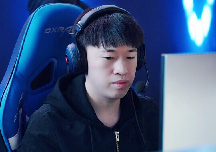 小虎2200成国服屏蔽词引玩家相当不满网友凭啥