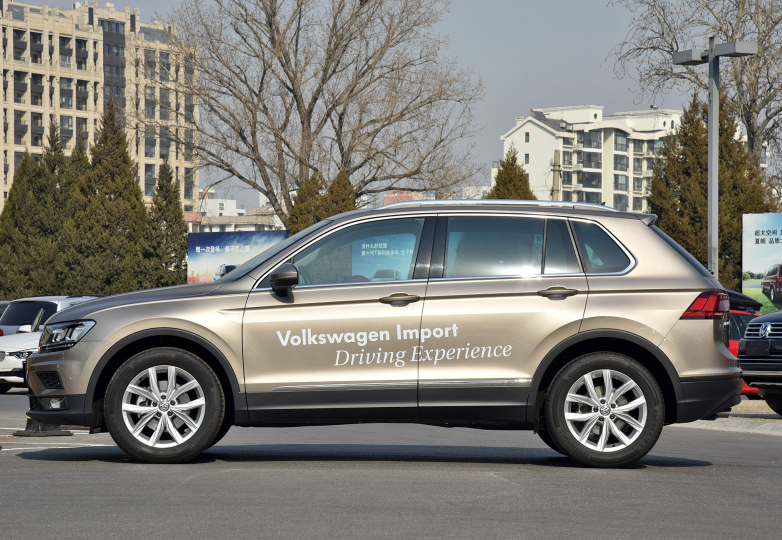 最帅大众"途观"来袭,灰色车身加四排气,还配350马力加四驱