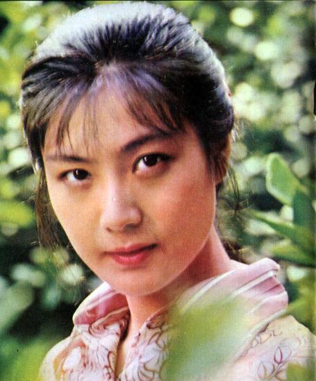 20,陈烨,主演电影《丹凤朝阳》,《刀光虎影》,《垂帘听政》等.