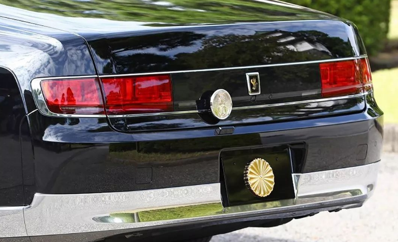 这款敞篷版的丰田世纪并不会进行量产,全世界范围也只有这一台,也就是