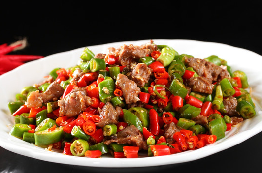 美味香辣小煎鸡,川味家常菜,营养美味,好吃不贵