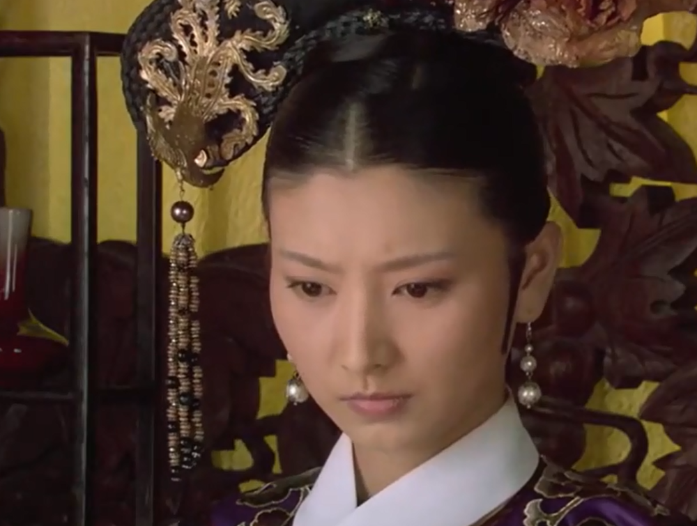 甄嬛传:甄嬛被太后问话,不小心说出了秘密,沈眉庄生气了