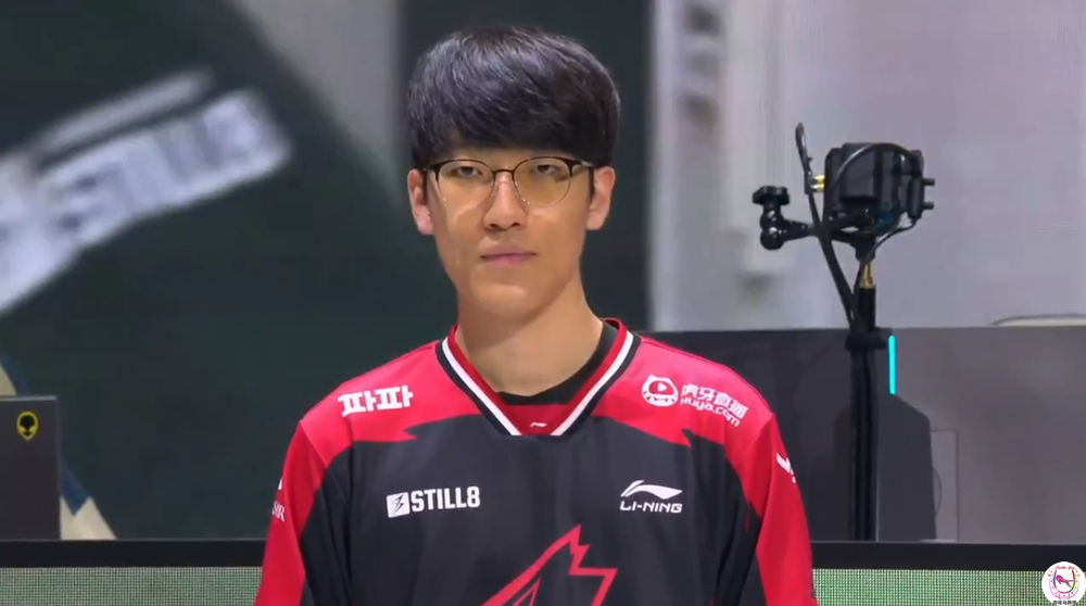 tarzan官宣离队!选择lck还是lpl?