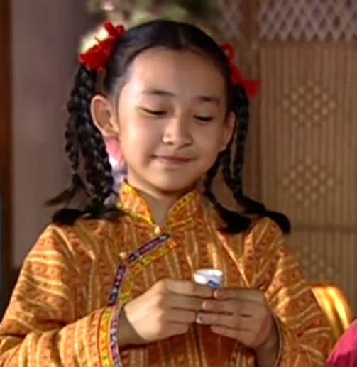 看南儿的性格就应该知道,永琪在家中不过是充当着一