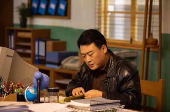 《时空来电》由企鹅影视出品,韩曾光执导,权香兰担任总制片人,李小冉