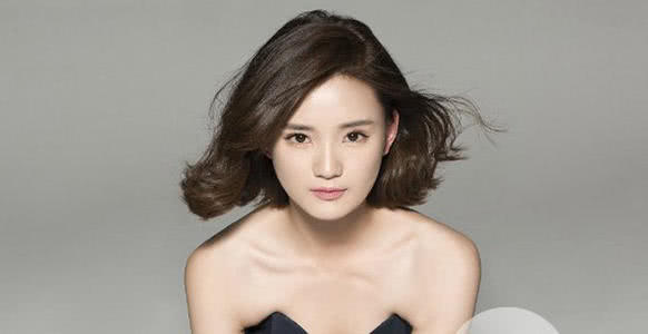 一代新人换旧人曾因红苹果乐园爆火的馨子今沦为推销员