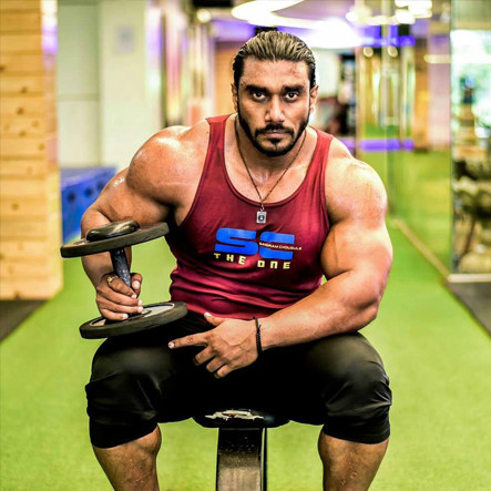 印度"国民男神"野兽般的肌肉,就像从漫画里走出来一样,帅翻了