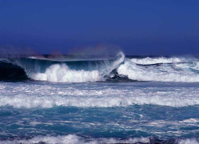 为什么大海会涨潮退潮,大海退潮的水退到哪里去了?看完长见识了