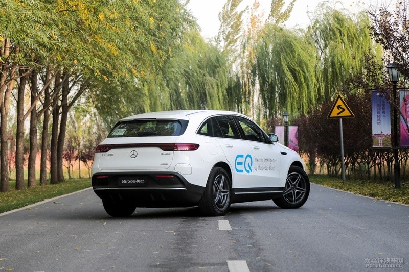 收回纯电偏见试驾奔驰eqc4004matic