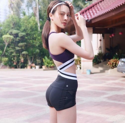 世上有种性感叫李云玲身材比才艺还要令人吸睛