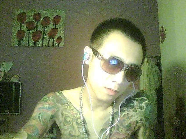 他是太原黑帮大佬18岁敢拿斧头砍人23岁因一件事名声大噪