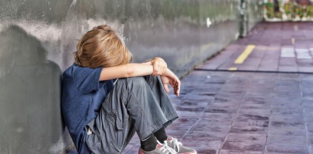 瑞典暴力事件频发警方却温柔执法请9名黑帮头目聊天吃披萨