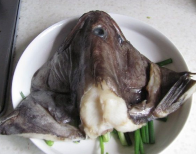 鸦片鱼为何只能买到鱼头鱼身的肉不能吃吗原来都是边角料