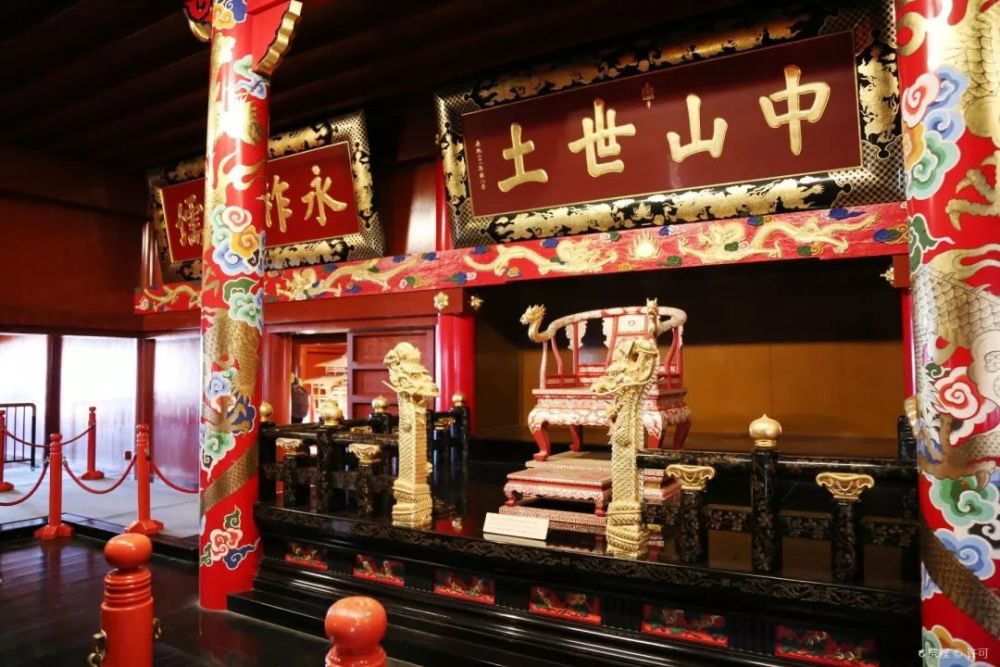痛心 世界文化遗产首里城大火 琉球王宫三大殿几乎全部烧毁 腾讯新闻