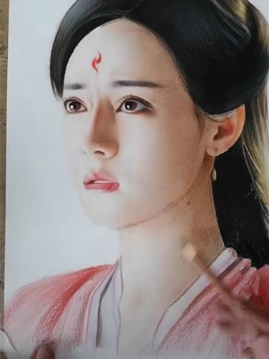 美术生手绘"凤九",起初不以为然,看到成品:大佬王者段位?