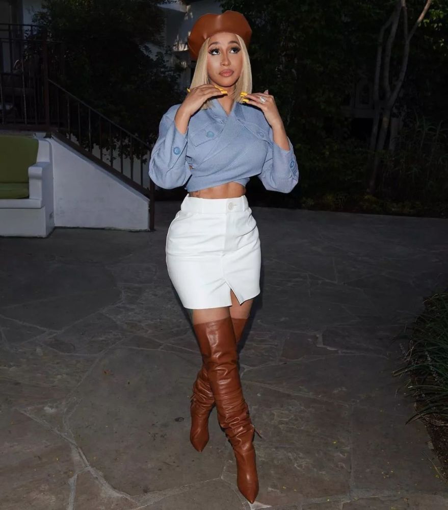 太圈粉了优秀党员cardib鸡叫吹起美国防疫第一哨