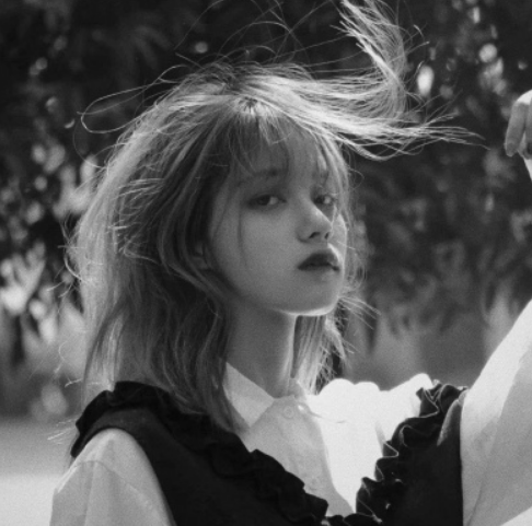 学生党患上微笑抑郁症,"3处红灯"亮起,"微笑"的背后很可能是"求救"