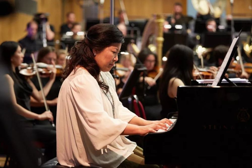 三十年过去了游戏作曲家下村阳子依然在触碰时代的灵魂