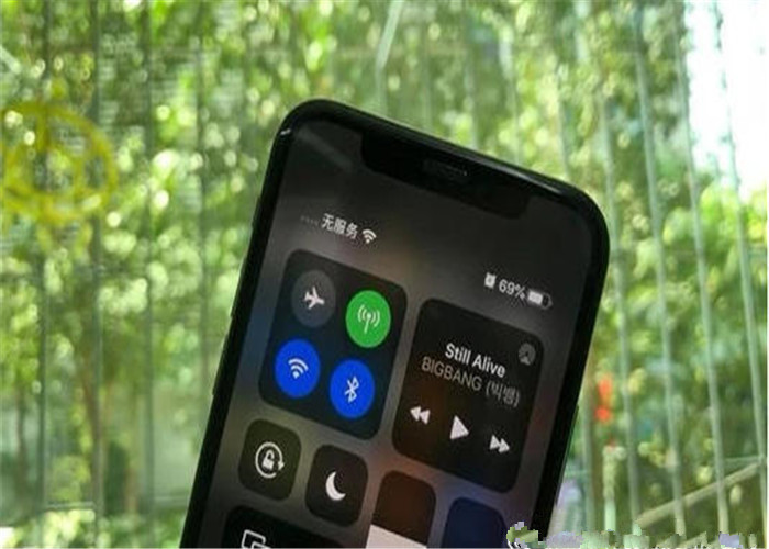 为什么手机4G信号满格,网速却很慢?真的是