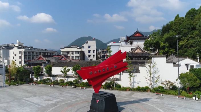 亭旁91年后新的红色风暴