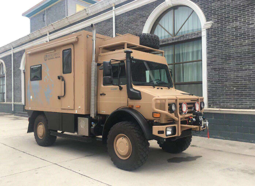 北汽版乌尼莫克亮相212改造的房车看看它内部啥样