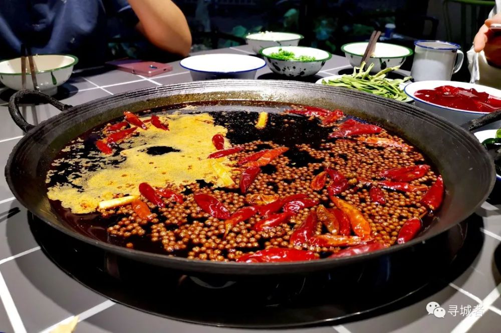 上有天堂下有苏杭更有重庆的麻辣红汤