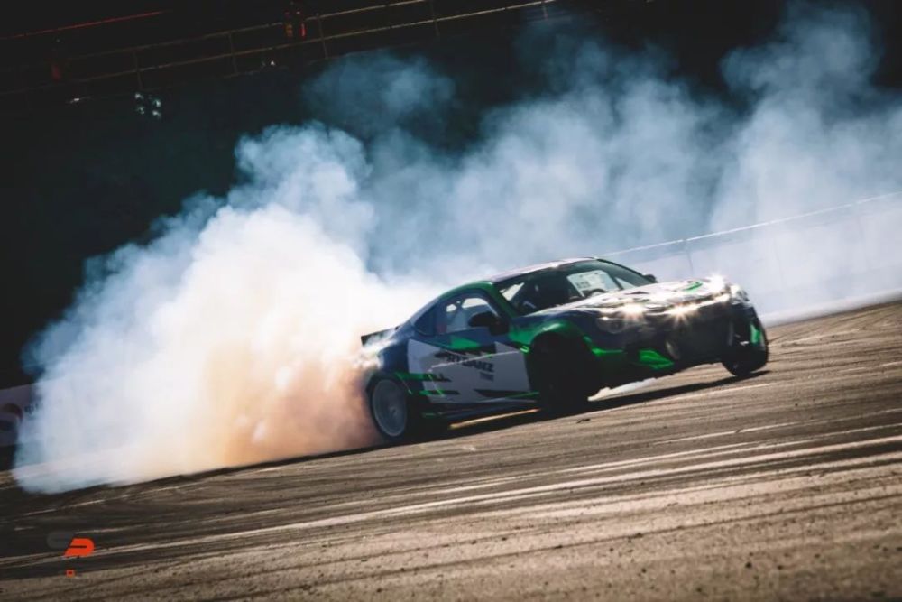 头文字d!在阜新百年赛道城上演