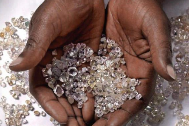 为什么中国游客不买既便宜又精美的非洲钻石游客我们又不傻