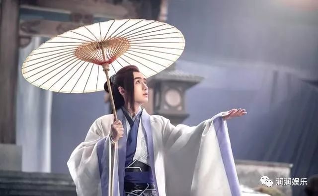 朱一龙:儒雅的气质总透着一丝腼腆,不是学