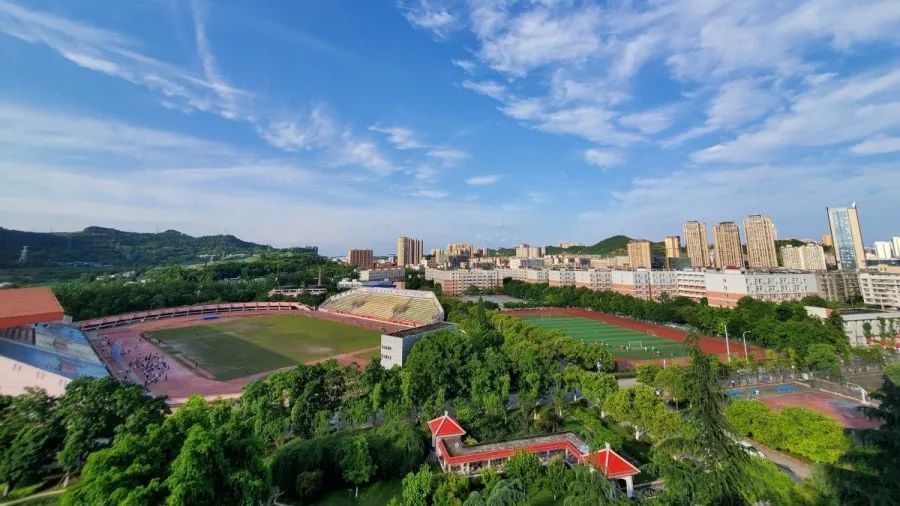 拥有西华师范大学,西南石油大学,川北医学院等普通高校科研机构85个和