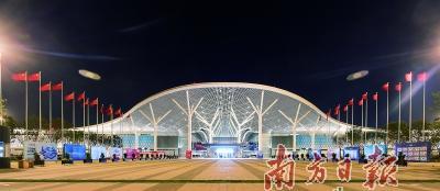 深圳国际会展中心首展正式亮相19宝安产业发展博览会今日开幕 腾讯新闻