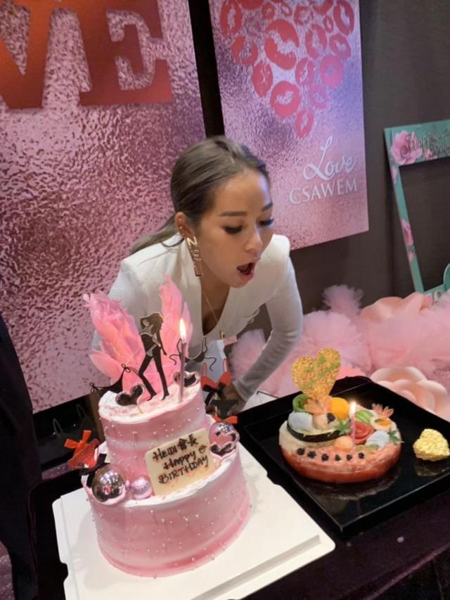 回头来说也不得不承认,陈慧玲为人还是很善良,也非常关爱家人,称得上