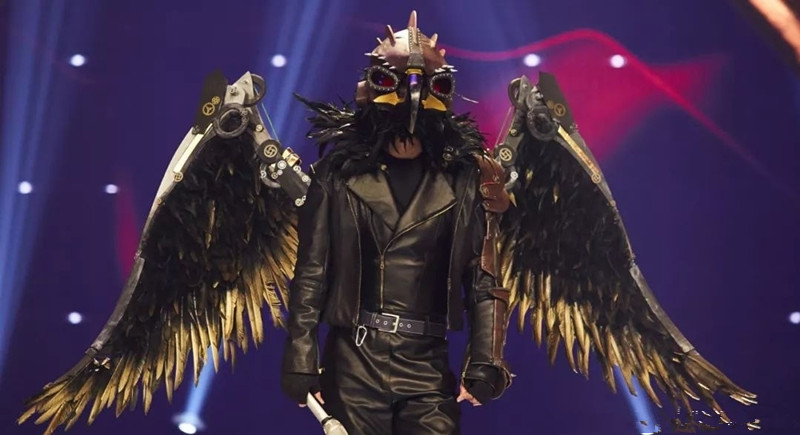 《蒙面唱将4》那英辨识度高,揭面没悬念,迪玛希可惜只来一期