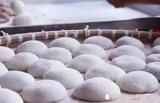 福建南安特色小吃"麻糍",香甜可口,食后耐饿,你吃过吗?